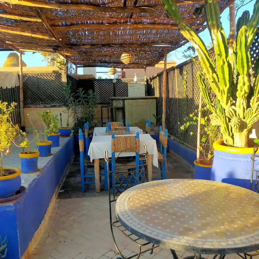 Riad White Flowers Marrakesh